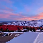 Entrevales Serra Da Estrela * Пеньяс-да-Сауде